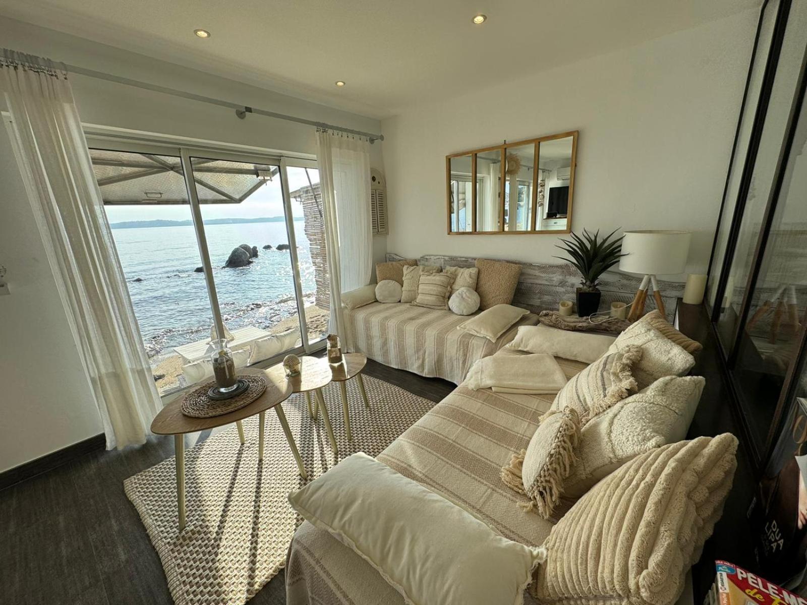 Lou Cabanou Apartment Sainte-Maxime Luaran gambar